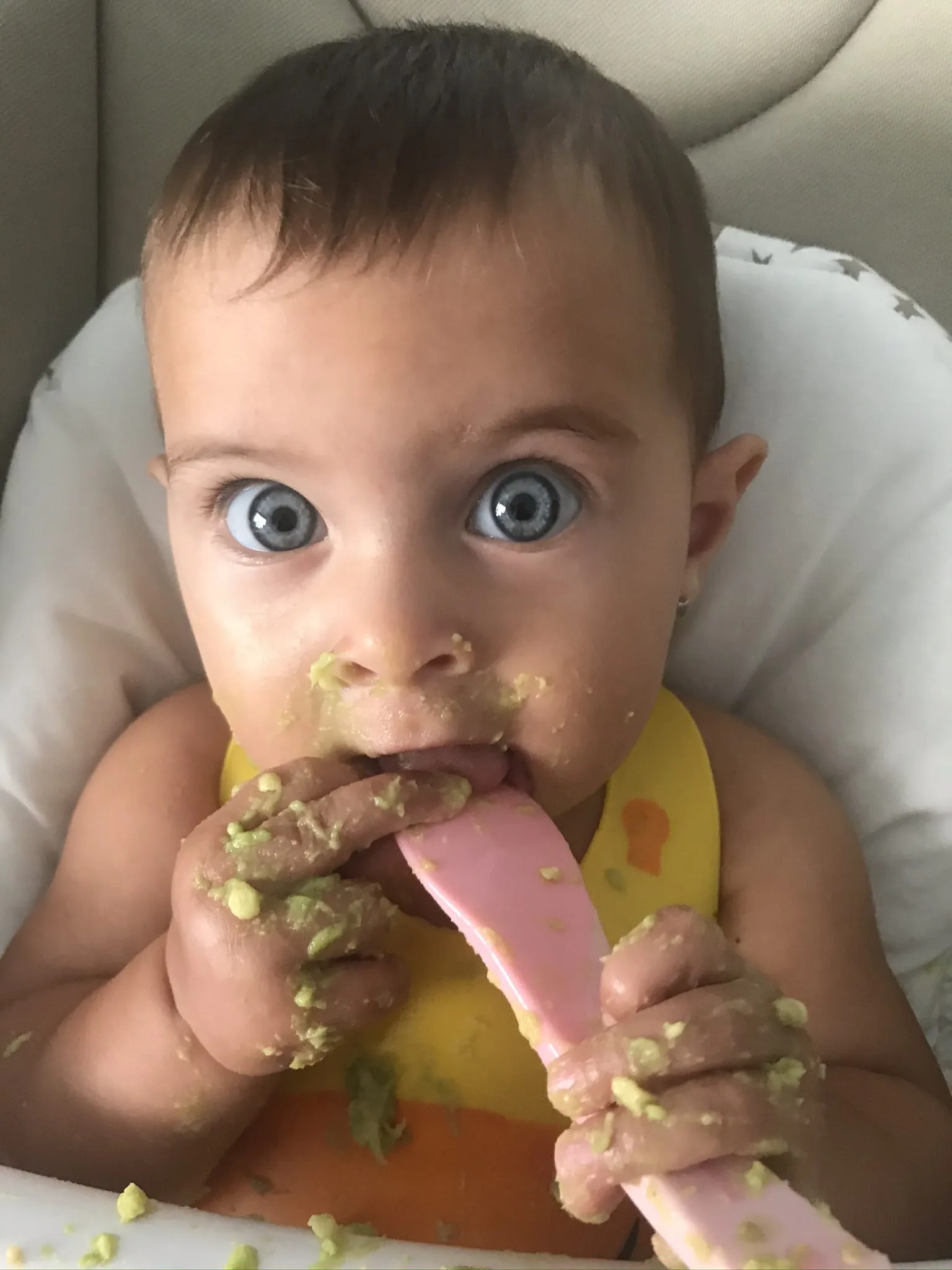 lactancia materna bebé primeros auxilios pediátricos alimentación infantil BLW alimentación complementaria primero